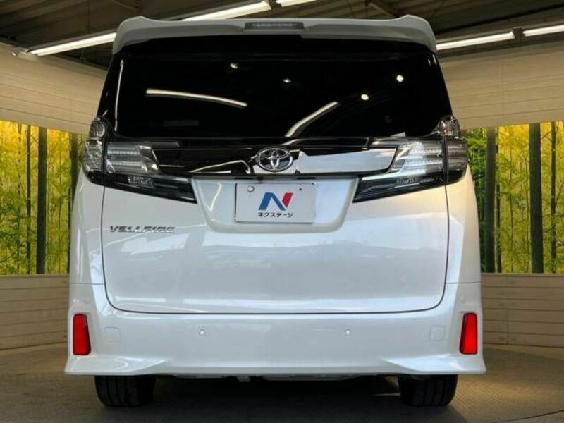 VELLFIRE-16