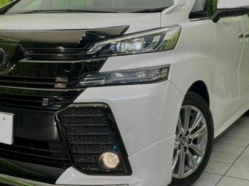 VELLFIRE-13