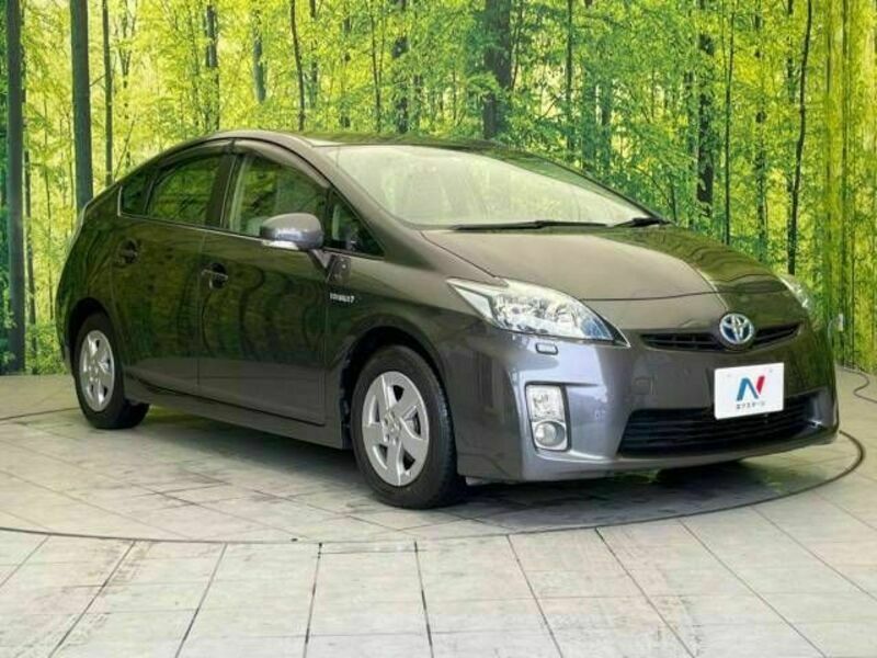 PRIUS-16