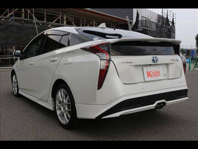 PRIUS-7