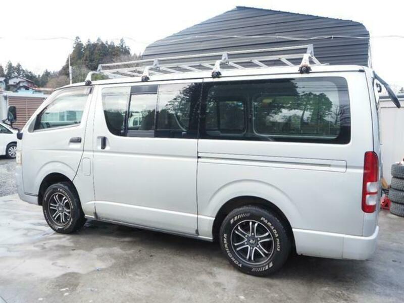 HIACE VAN-6