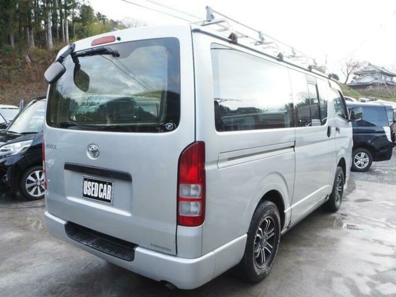 HIACE VAN-3