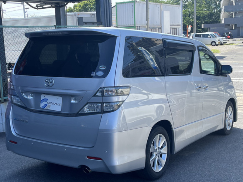 VELLFIRE-3