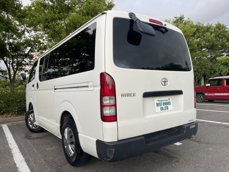 HIACE VAN-1