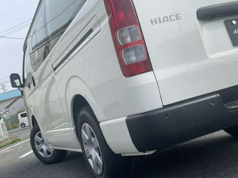 HIACE VAN-18