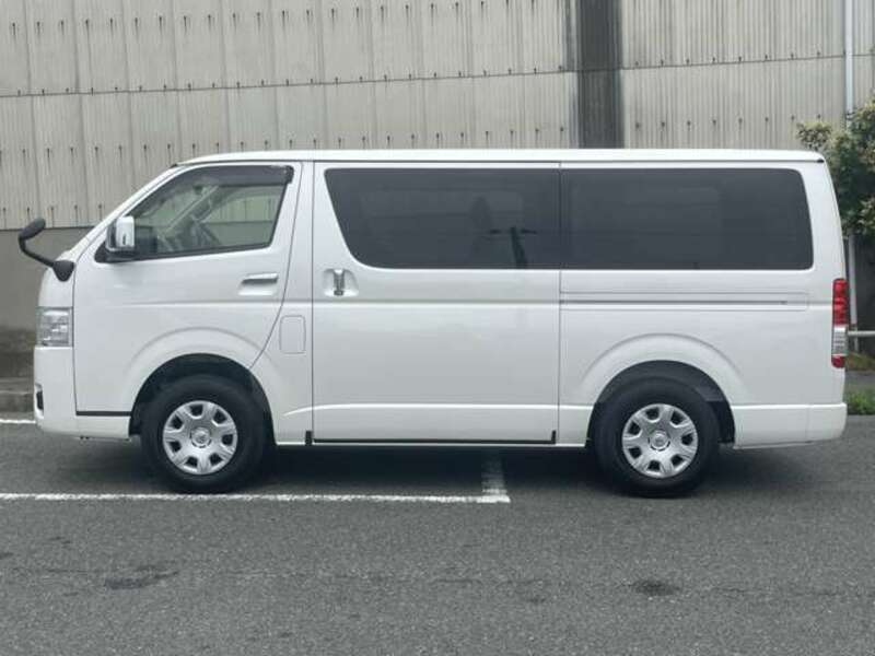 HIACE VAN-10