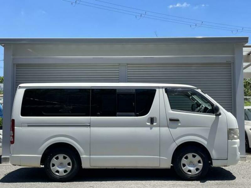 HIACE VAN-11