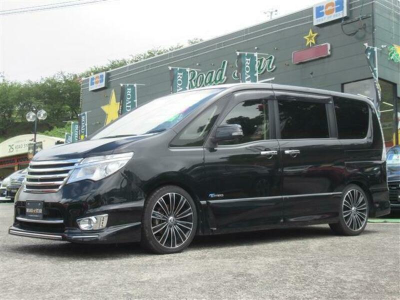 NISSAN　SERENA