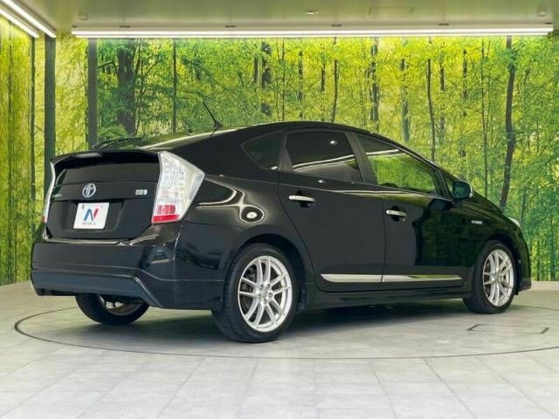 PRIUS-18