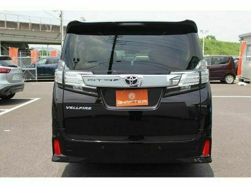 VELLFIRE-7