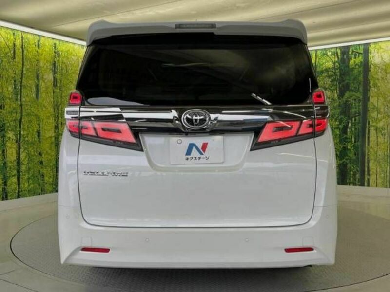 VELLFIRE-16