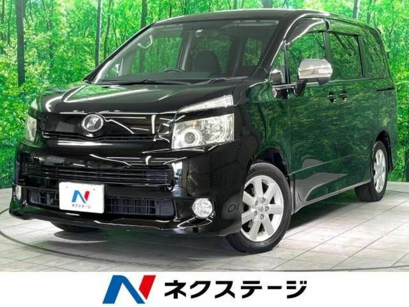 TOYOTA　VOXY