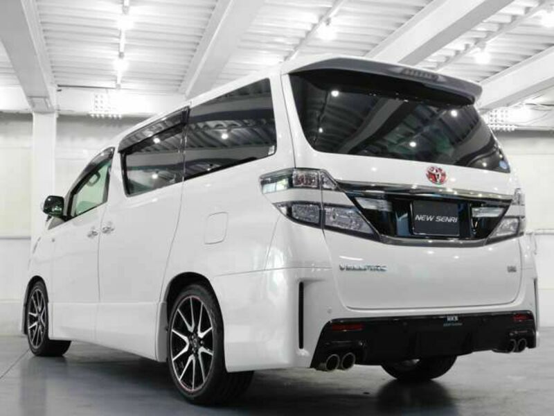 VELLFIRE-2