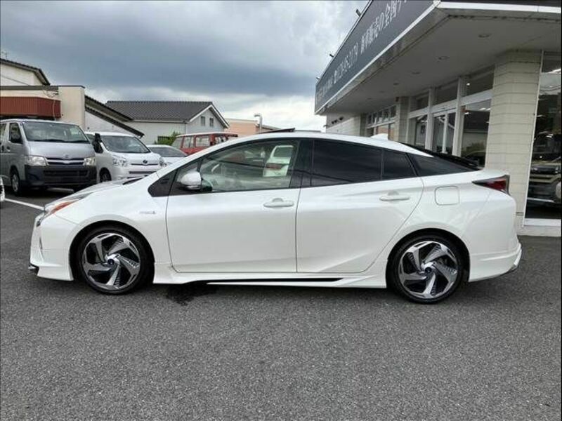 PRIUS-7