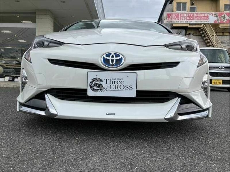 PRIUS-11