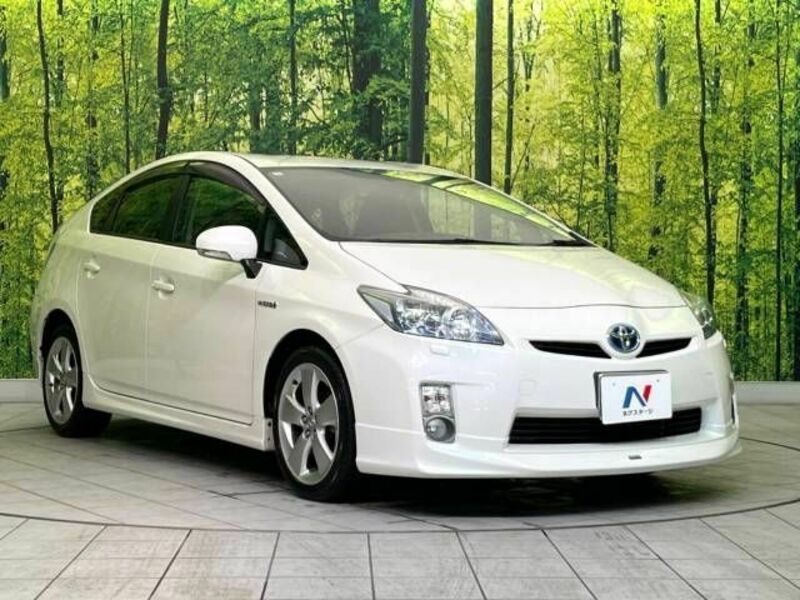 PRIUS-16