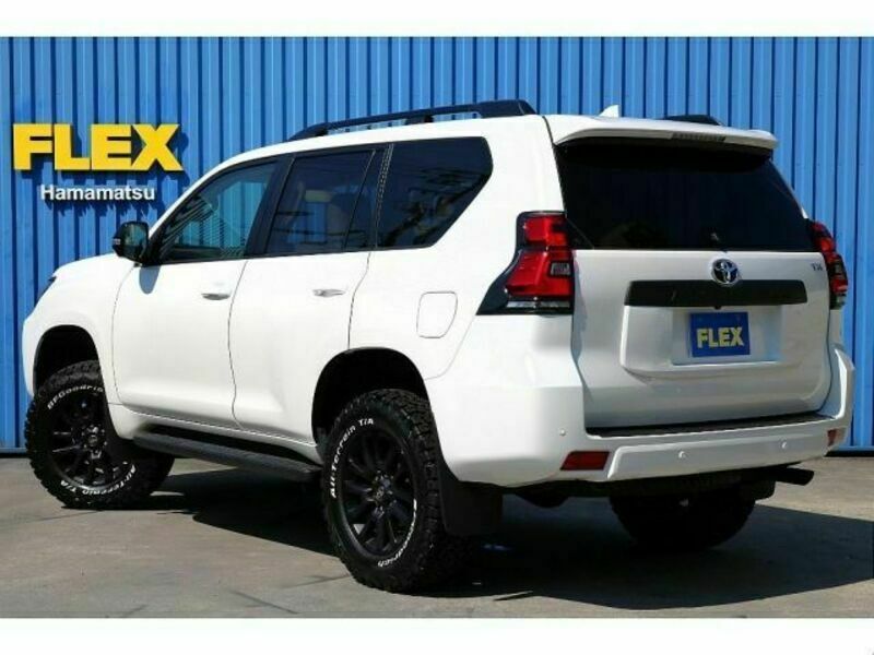 LAND CRUISER PRADO-4