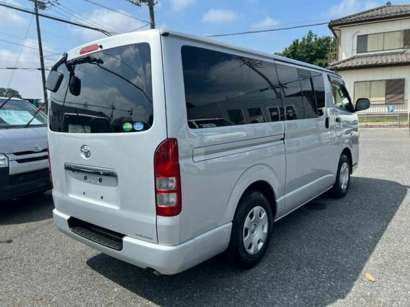 HIACE VAN-6