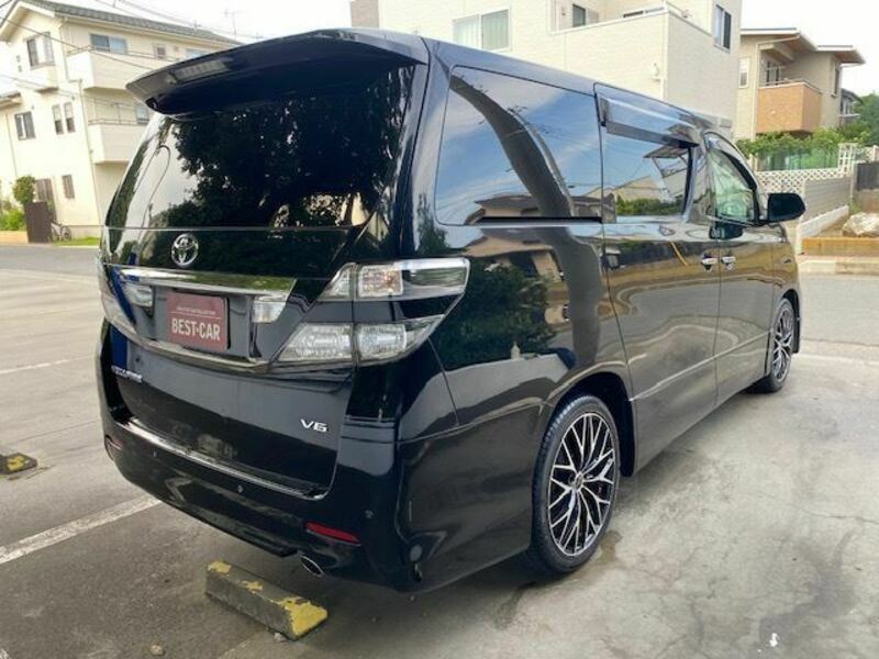 VELLFIRE-6