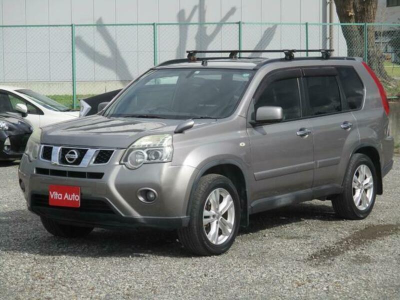 X-TRAIL