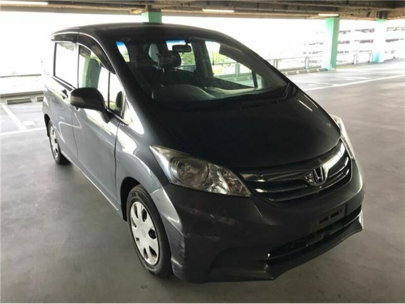 HONDA　FREED