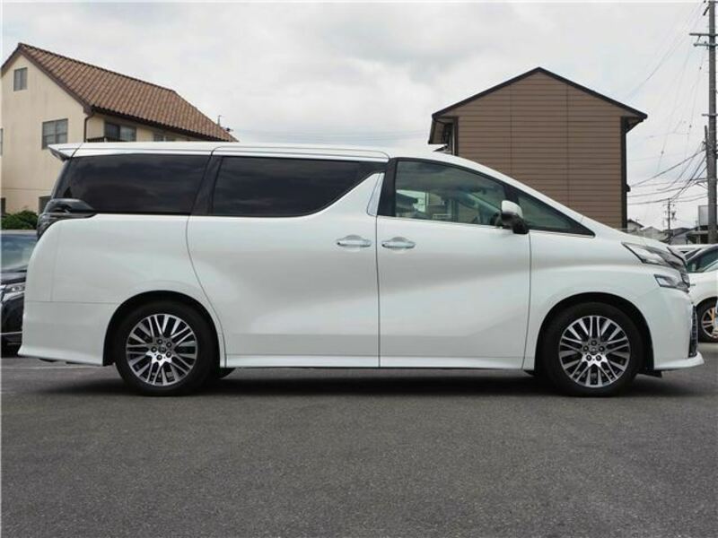 VELLFIRE-10