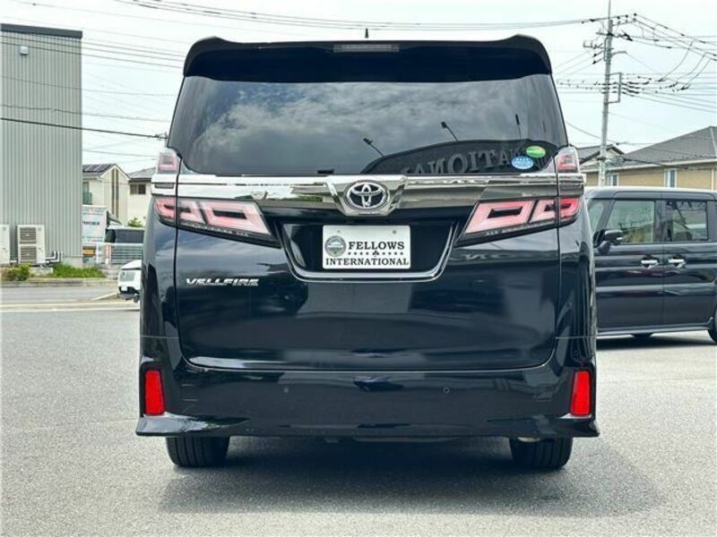 VELLFIRE-10