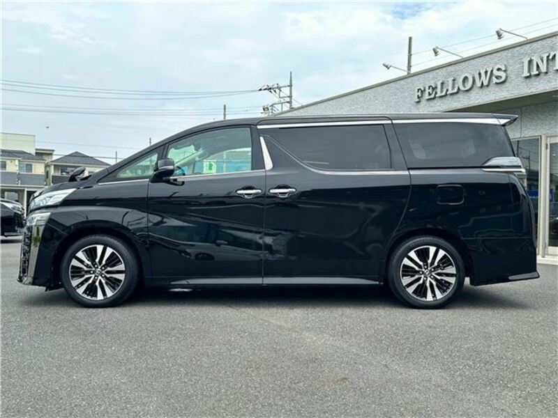 VELLFIRE-11