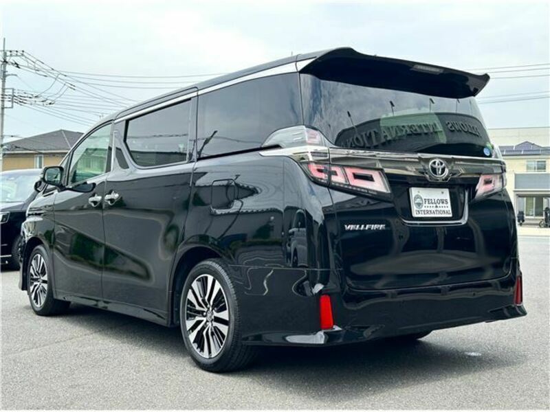 VELLFIRE-14