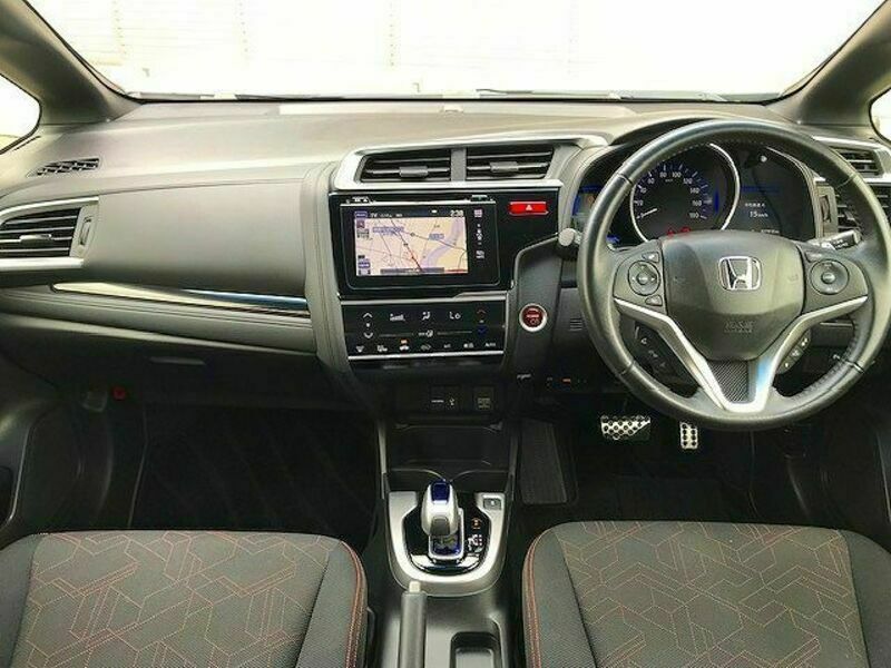 FIT HYBRID-1