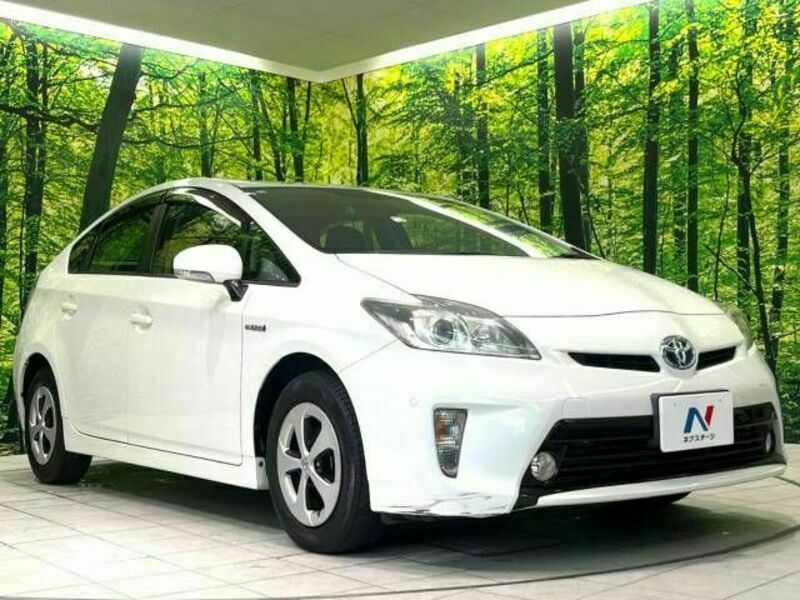 PRIUS-16