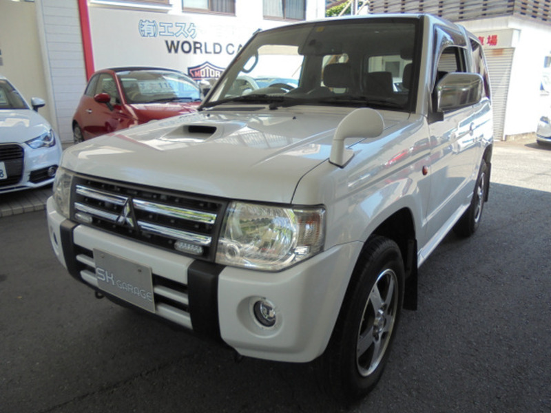 MITSUBISHI　PAJERO MINI