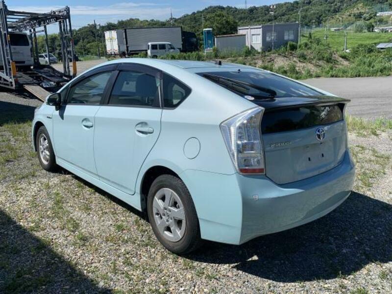 PRIUS-2