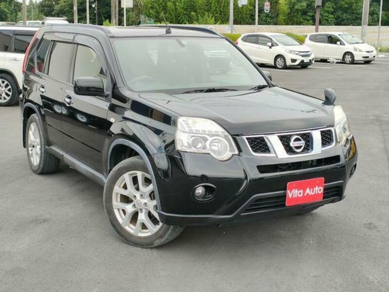 X-TRAIL-1