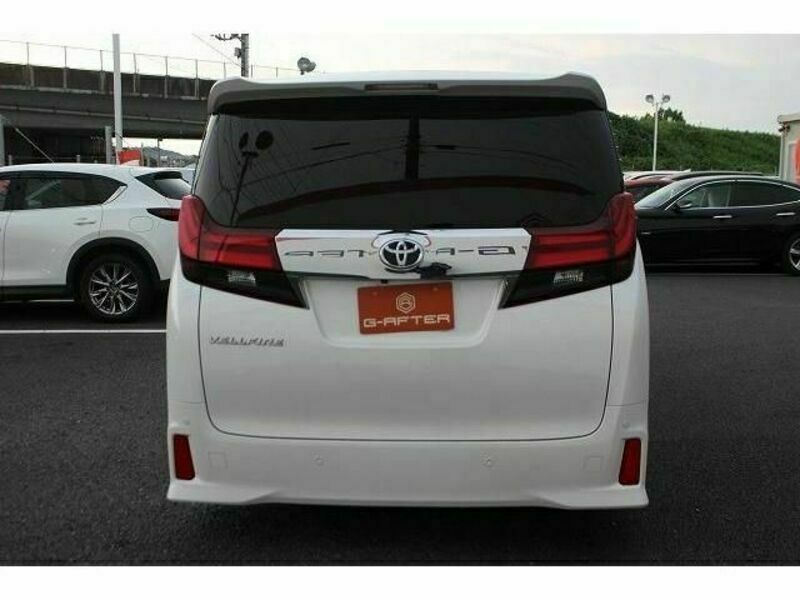 VELLFIRE-7