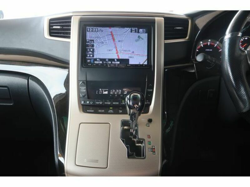 ALPHARD-6