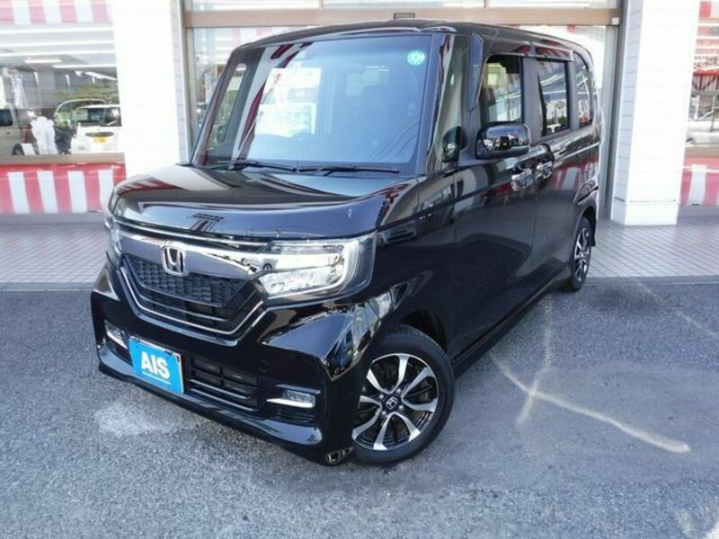 HONDA　N BOX CUSTOM