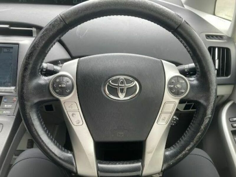 PRIUS PHV-9