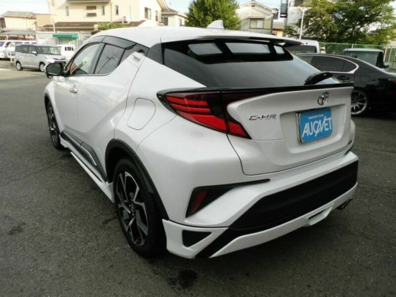 C-HR-2