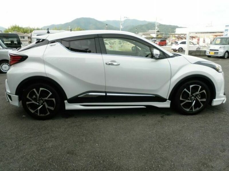 C-HR-6