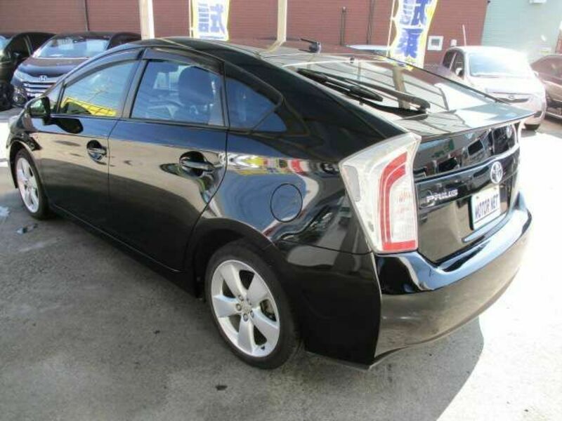 PRIUS-7