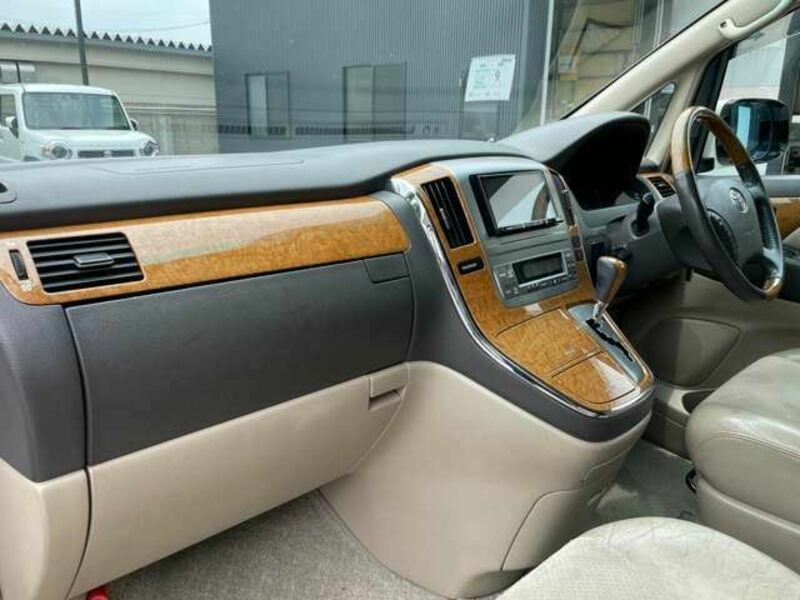 ALPHARD-12