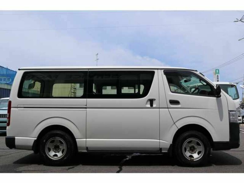 HIACE VAN-8