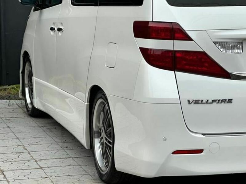 VELLFIRE-15