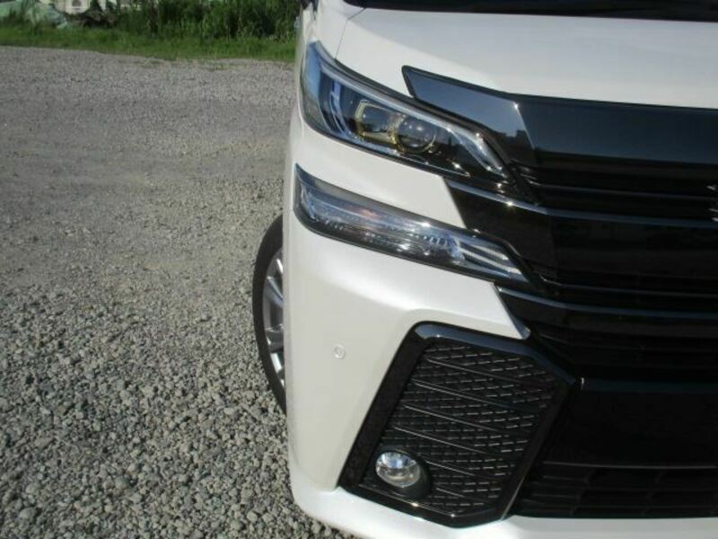 VELLFIRE-3