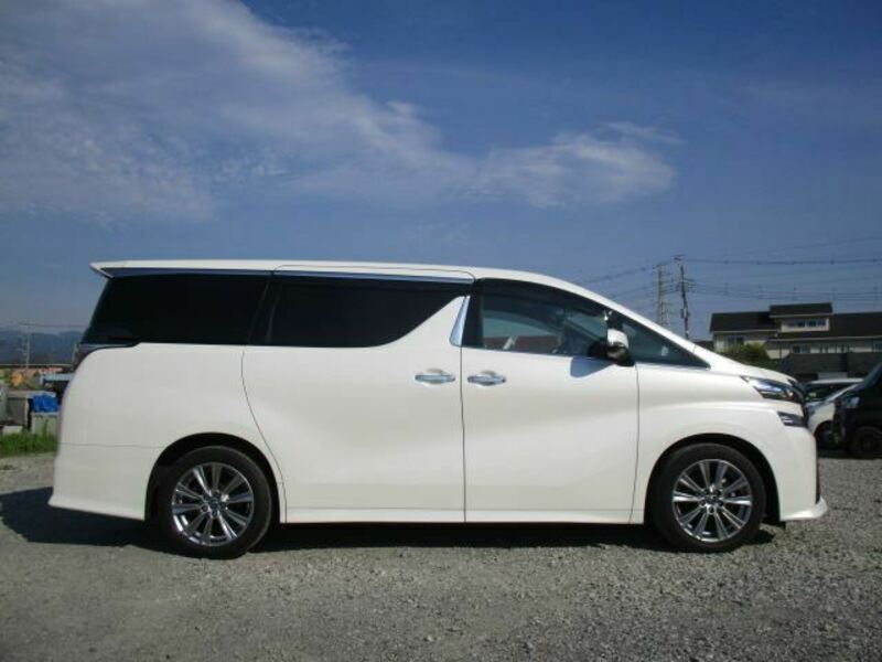 VELLFIRE-5