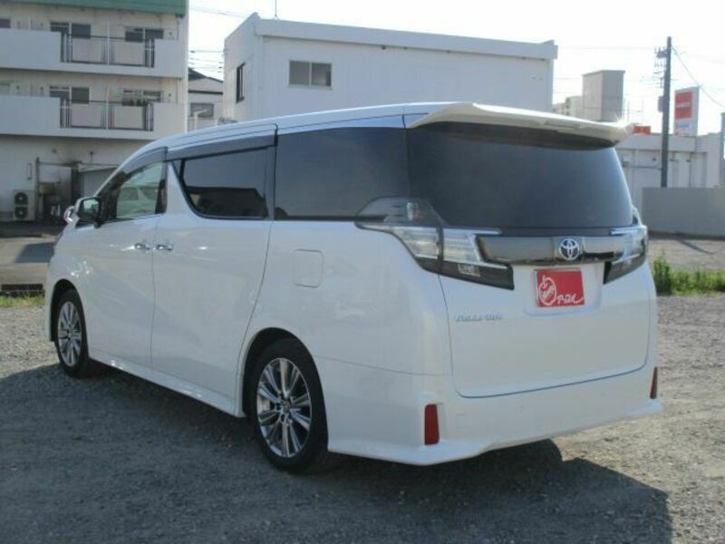 VELLFIRE-9