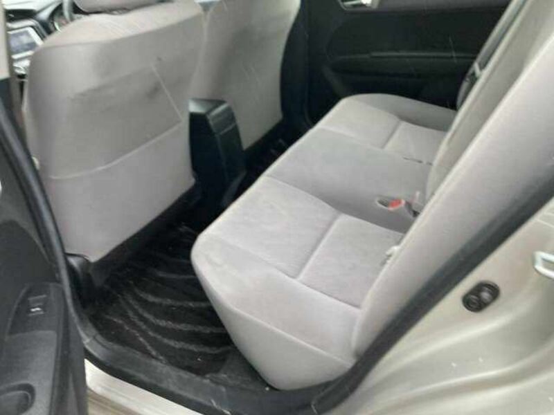 COROLLA AXIO