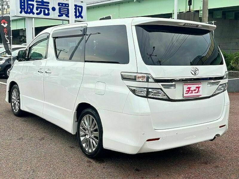 VELLFIRE-8