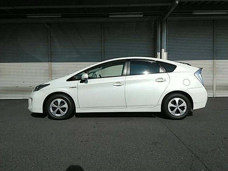 PRIUS-23